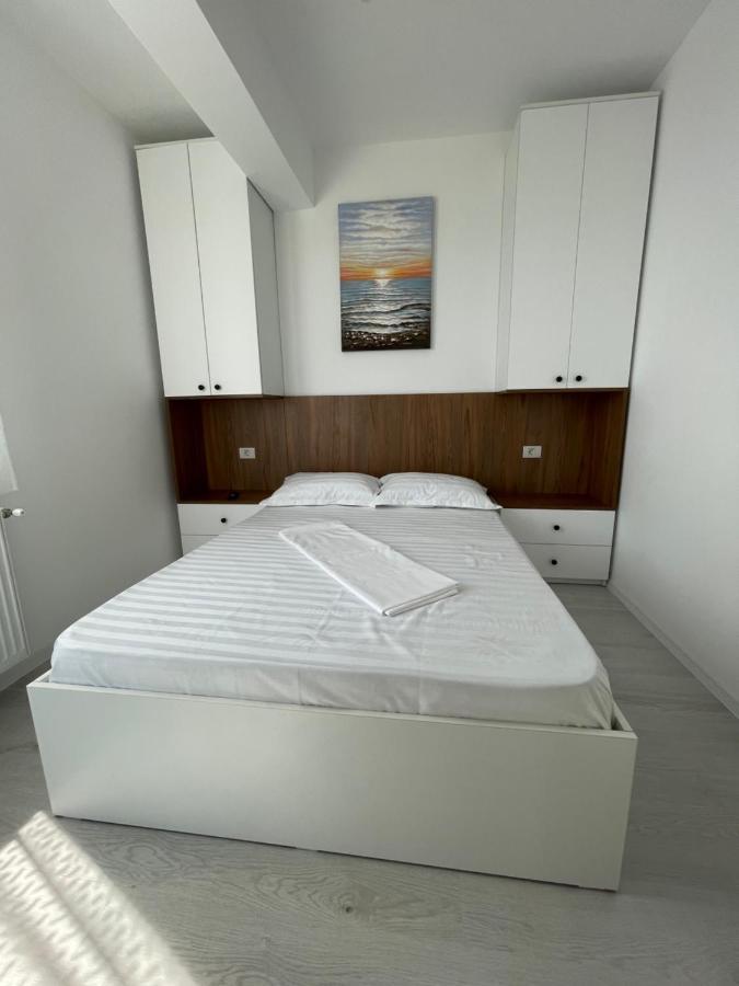 Vys Residence Mamaia Nord Navodari Exterior photo
